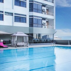 Отель Mowu Suites @ Bukit Bintang Fahrenheit 88 Малайзия, Куала-Лумпур - отзывы, цены и фото номеров - забронировать отель Mowu Suites @ Bukit Bintang Fahrenheit 88 онлайн бассейн фото 2