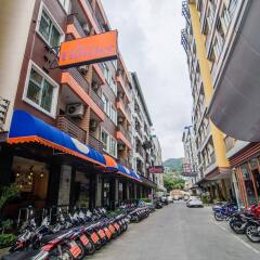 FunDee Boutique Hotel