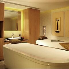 Отель Radisson Blu Plaza Delhi Airport Индия, Нью-Дели - 1 отзыв об отеле, цены и фото номеров - забронировать отель Radisson Blu Plaza Delhi Airport онлайн фото 3