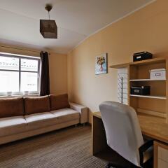 Апартаменты Dom And House Apartments Parkur Sopot Сопот сейф в номере