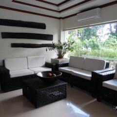 Отель Ipil Suites Puerto Princesa Филиппины, Пуэрто-Принцеса - отзывы, цены и фото номеров - забронировать отель Ipil Suites Puerto Princesa онлайн комната для гостей фото 2