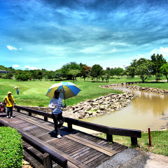 Отель The Golf Lodge Laem Chabang спортивное сооружение