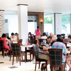 Отель Coco Royal Beach Resort Шри-Ланка, Ваддува - отзывы, цены и фото номеров - забронировать отель Coco Royal Beach Resort онлайн питание