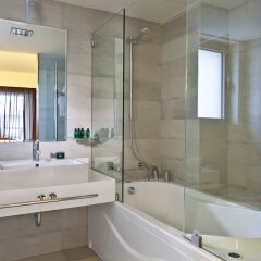 Civitel Olympic Hotel ванная