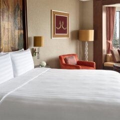 Отель Shangri-La Bangkok Таиланд, Бангкок - отзывы, цены и фото номеров - забронировать отель Shangri-La Bangkok онлайн комната для гостей фото 2