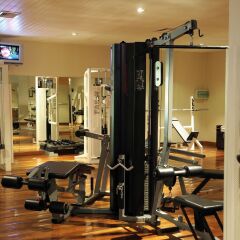 Отель Victoria Beachcomber Resort & Spa фитнесс-зал фото 2