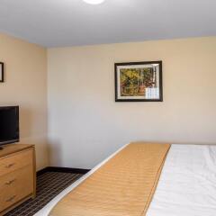 Отель Quality Inn and Suites Summit County удобства в номере