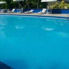 Отель The Liguanea Club бассейн