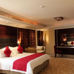 Mövenpick Hotel Qassim in Buraydah, Saudi Arabia from 261$, photos, reviews - zenhotels.com guestroom