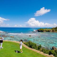 Отель Onward Beach Resort спортивное сооружение