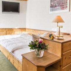Отель Quadratscha Hotel Швейцария, Самедан - отзывы, цены и фото номеров - забронировать отель Quadratscha Hotel онлайн удобства в номере фото 2
