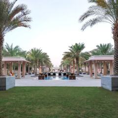 Отель Maison Privee - Grandeur Residence