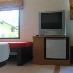 Отель Golden Bay Cottage удобства в номере