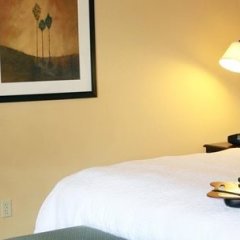 Hampton Inn & Suites Seal Beach in Seal Beach, United States of America from 277$, photos, reviews - zenhotels.com guestroom