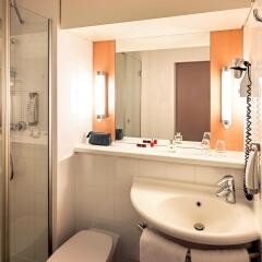 Отель ibis Nürnberg City am Plärrer Германия, Нюрнберг - отзывы, цены и фото номеров - забронировать отель ibis Nürnberg City am Plärrer онлайн ванная