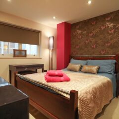 Отель Lovely 2 Bed Flat in Warren Street комната для гостей фото 2