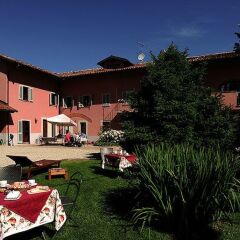 Отель Agriturismo Il Gioco dell'Oca Здание Barolo фото 4