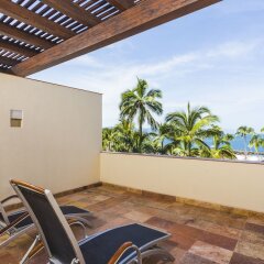 Отель Sheraton Buganvilias Resort & Convention Center балкон