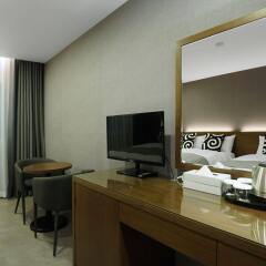 Отель Itaewon Crown hotel Южная Корея, Сеул - отзывы, цены и фото номеров - забронировать отель Itaewon Crown hotel онлайн удобства в номере фото 2