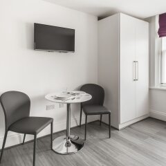 Отель Smart Stay Swiss Cottage удобства в номере