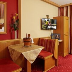 Отель Ländenhof Австрия, Майрхофен - отзывы, цены и фото номеров - забронировать отель Ländenhof онлайн удобства в номере