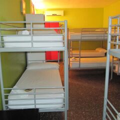 Feetup Yellow Nest Hostel Barcelona Барселона комната для гостей фото 2
