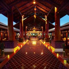 Отель Melati Beach Resort & Spa гостиничный бар