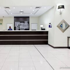 Отель Holiday Inn Express San Pedro Sula Гондурас, Сан-Педро-Сула - отзывы, цены и фото номеров - забронировать отель Holiday Inn Express San Pedro Sula онлайн интерьер отеля