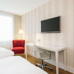 Отель NH Collection Köln Mediapark Германия, Кёльн - 3 отзыва об отеле, цены и фото номеров - забронировать отель NH Collection Köln Mediapark онлайн удобства в номере