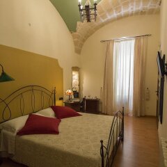 Отель Michelangelo B&B Лечче комната для гостей фото 3