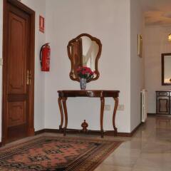 Отель Hostal Mourelos интерьер отеля
