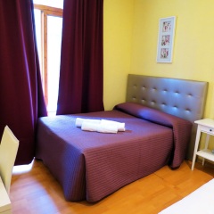 Отель Balmes Centro Hostal Барселона вид на фасад