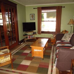 Отель Wanderfalls Guesthouse & Hostel США, Ниагара-Фолс - отзывы, цены и фото номеров - забронировать отель Wanderfalls Guesthouse & Hostel онлайн комната для гостей фото 3