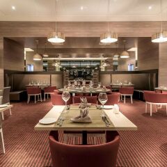 Гостиница Mercure Сочи Центр в Сочи - забронировать гостиницу Mercure Сочи Центр, цены и фото номеров гостиничный бар