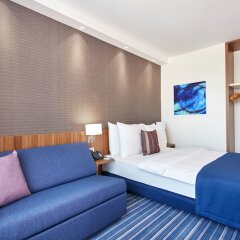 Отель Holiday Inn Express Belgrade - City комната для гостей фото 5