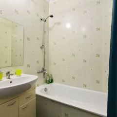 Гостиница MaxRealty24 Morton в Москве отзывы, цены и фото номеров - забронировать гостиницу MaxRealty24 Morton онлайн Москва ванная фото 2