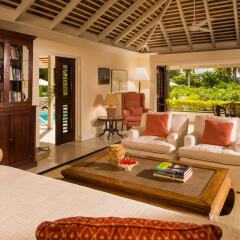 Round Hill Hotel & Villas развлечения