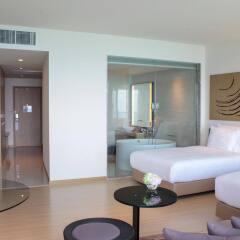 Отель Movenpick Siam Hotel Na Jomtien Pattaya Таиланд, На Чом Тхиан - 2 отзыва об отеле, цены и фото номеров - забронировать отель Movenpick Siam Hotel Na Jomtien Pattaya онлайн комната для гостей фото 5