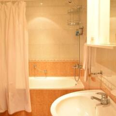 Glicinia Hotel ванная