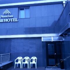 Namsan Hill Hotel развлечения