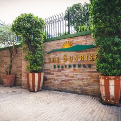 Отель The Sunrise Residence Бангкок парковка