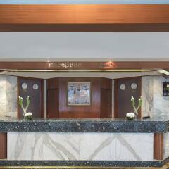 Отель Admiral Plaza Hotel Dubai ОАЭ, Дубай - отзывы, цены и фото номеров - забронировать отель Admiral Plaza Hotel Dubai онлайн интерьер отеля фото 3