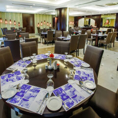 Landmark Summit Hotel питание