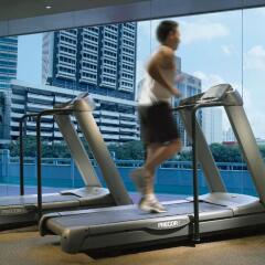 Singapore Marriott Tang Plaza Hotel фитнесс-зал фото 2