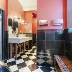 Отель The Bowery House США, Нью-Йорк - отзывы, цены и фото номеров - забронировать отель The Bowery House онлайн ванная фото 2