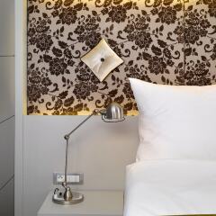 Отель INNSIDE by Melia Prague Old Town ванная фото 3