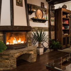 Отель Mountain Lake Hotel Болгария, Чепеларе - отзывы, цены и фото номеров - забронировать отель Mountain Lake Hotel онлайн интерьер отеля