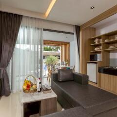 Отель Patong Bay Garden Resort в номере