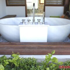 Отель Hoi An Chic с домашними животными