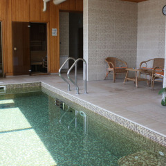 Отель Evergreen Aparthotel & SPA бассейн